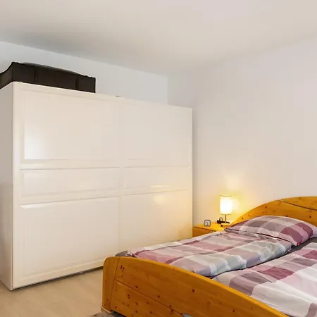 Kleinbreitenbach Apartman *